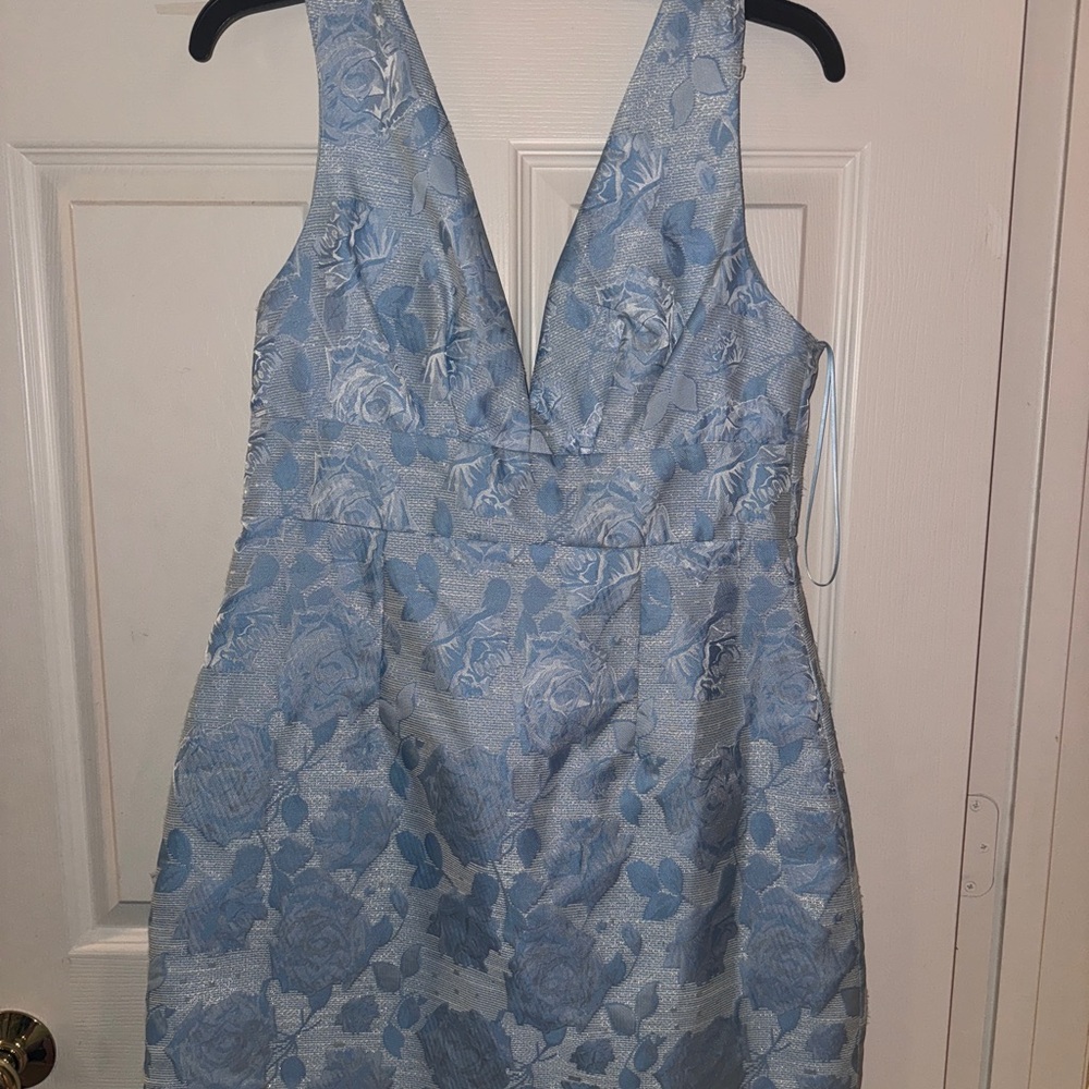Lizard Thicket Blue Sheath Dress Plunge Neckline Sleeveless